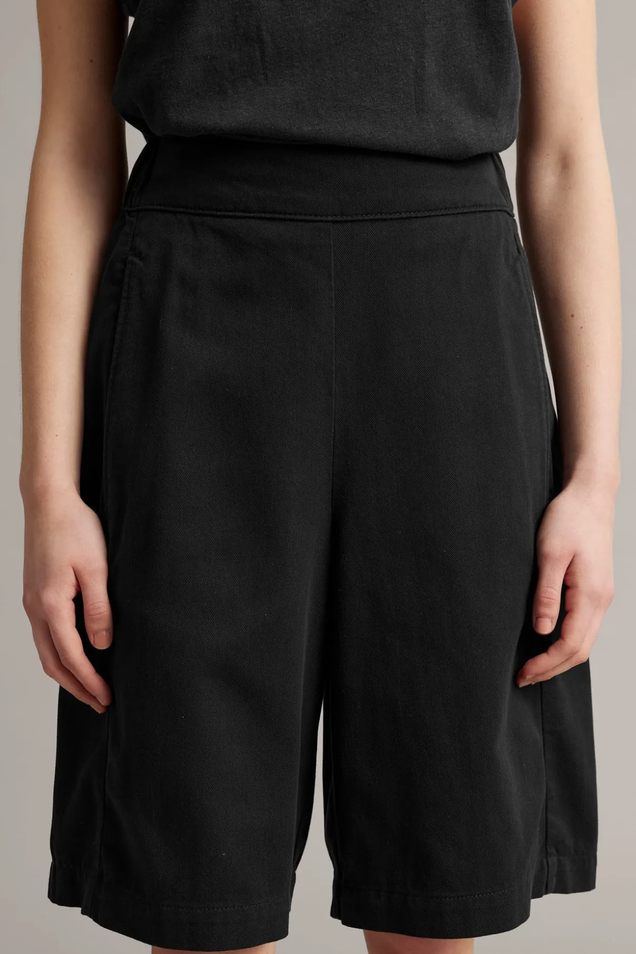 Bermudashorts i lyocell och bomullsmix