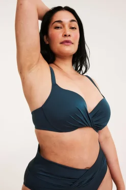 Bikini-bh med omlottdetalj