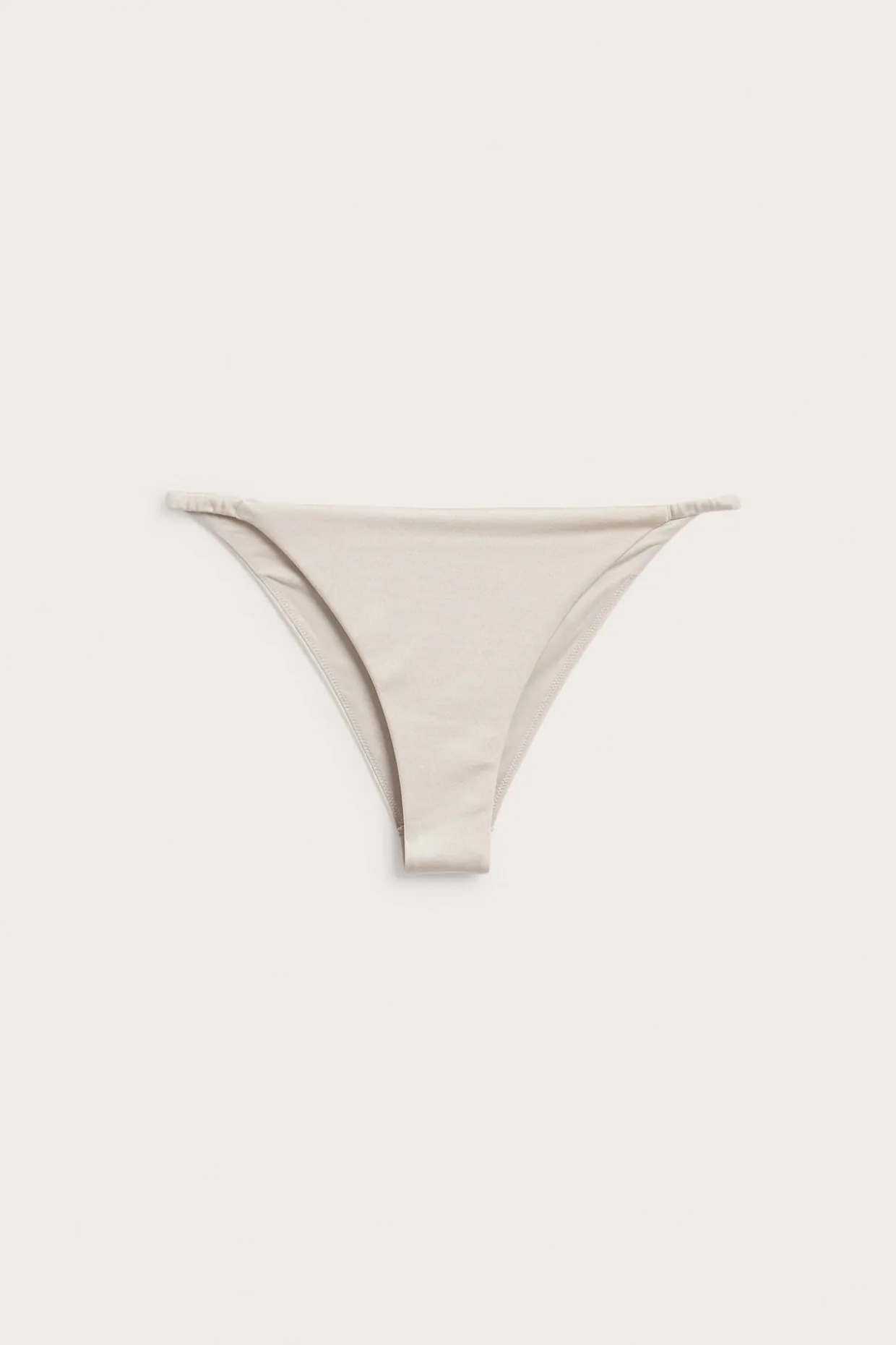 Bikinitanga brazilian