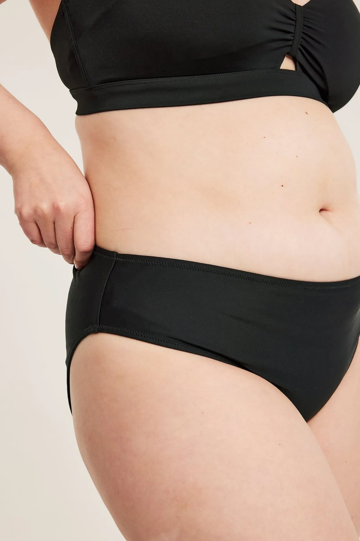 Bikinitrosa
