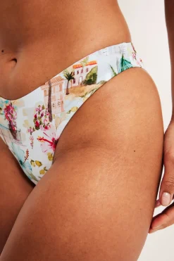 Bikinitrosa brazilian high leg