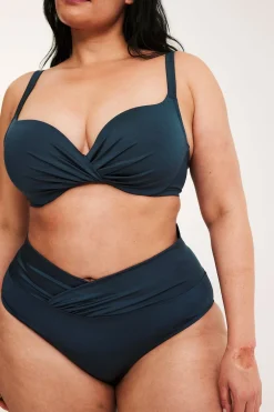 Bikinitrosa brief med drapering
