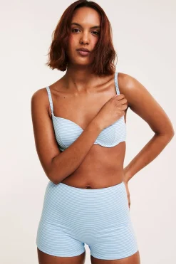 Bikinitrosa hög midja