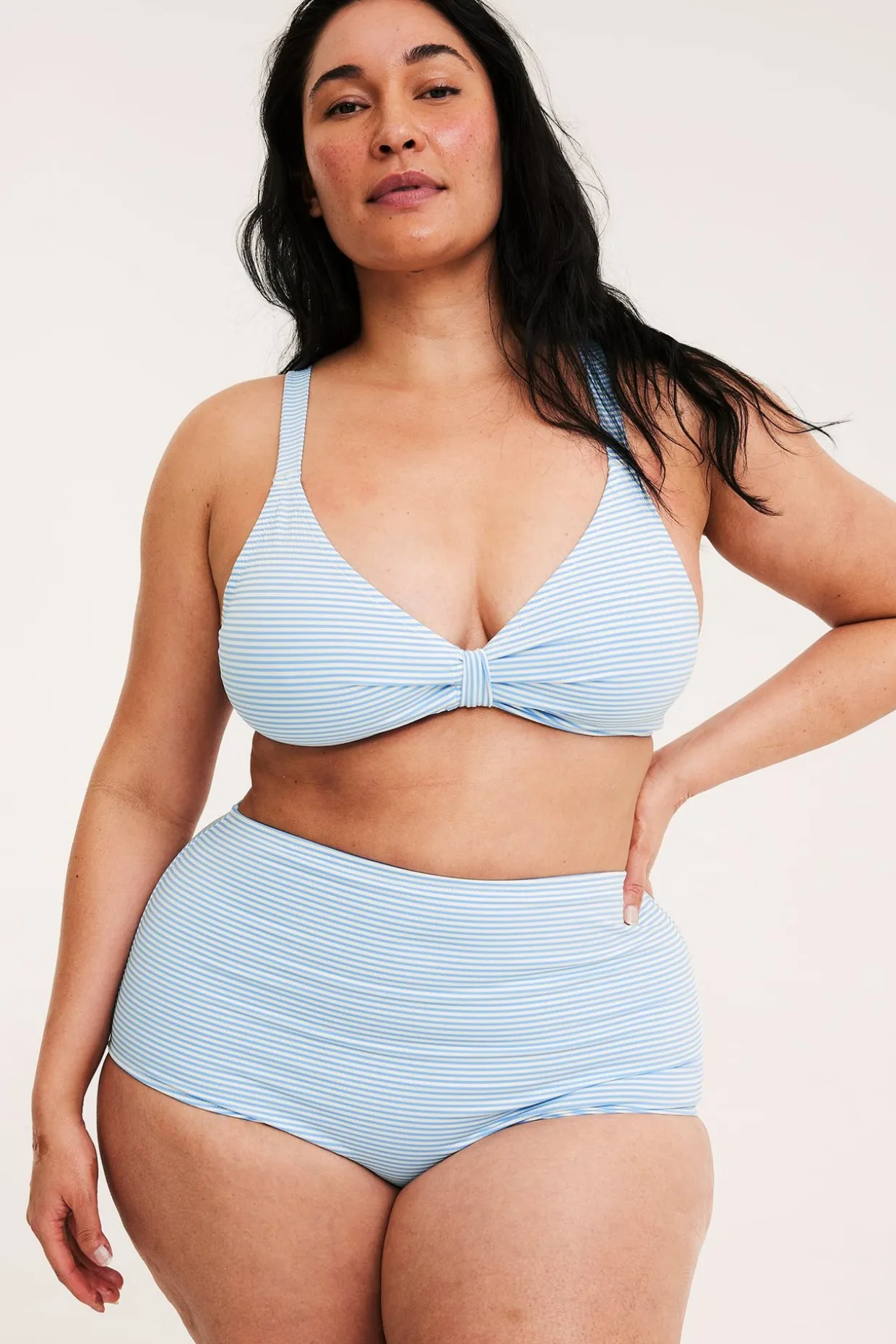 Bikinitrosa hög midja