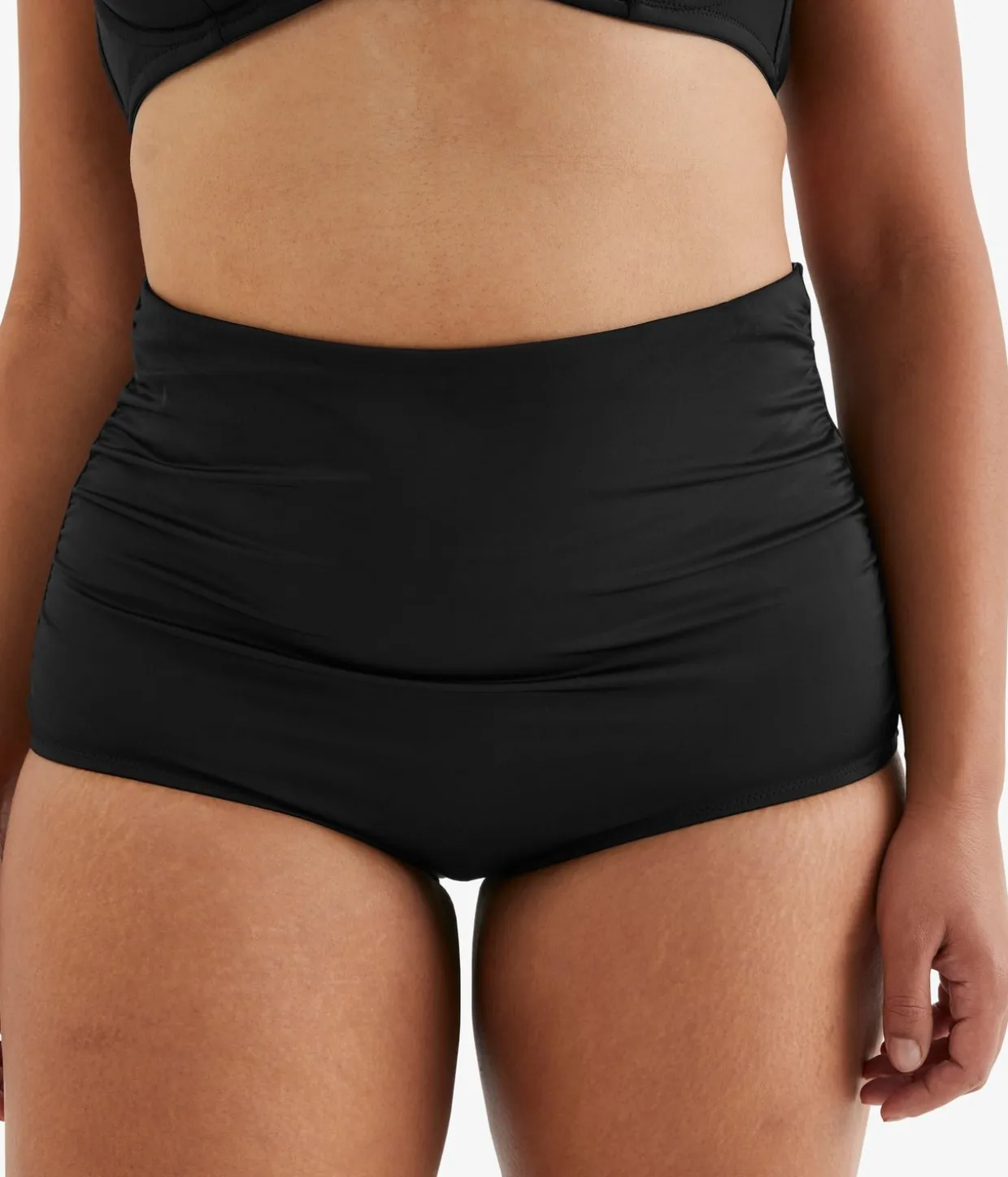 Bikinitrosa hög midja