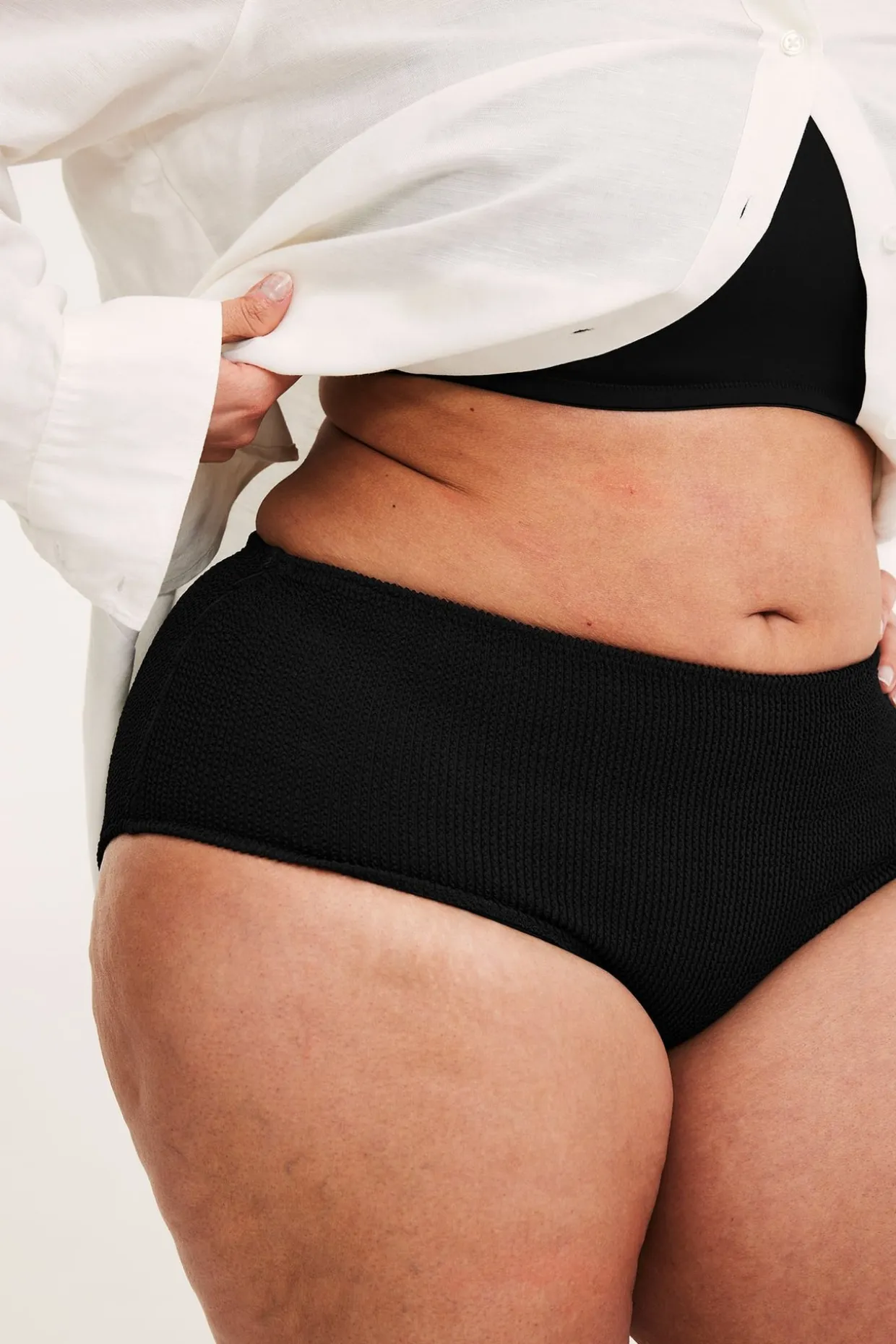 Bikinitrosa med struktur