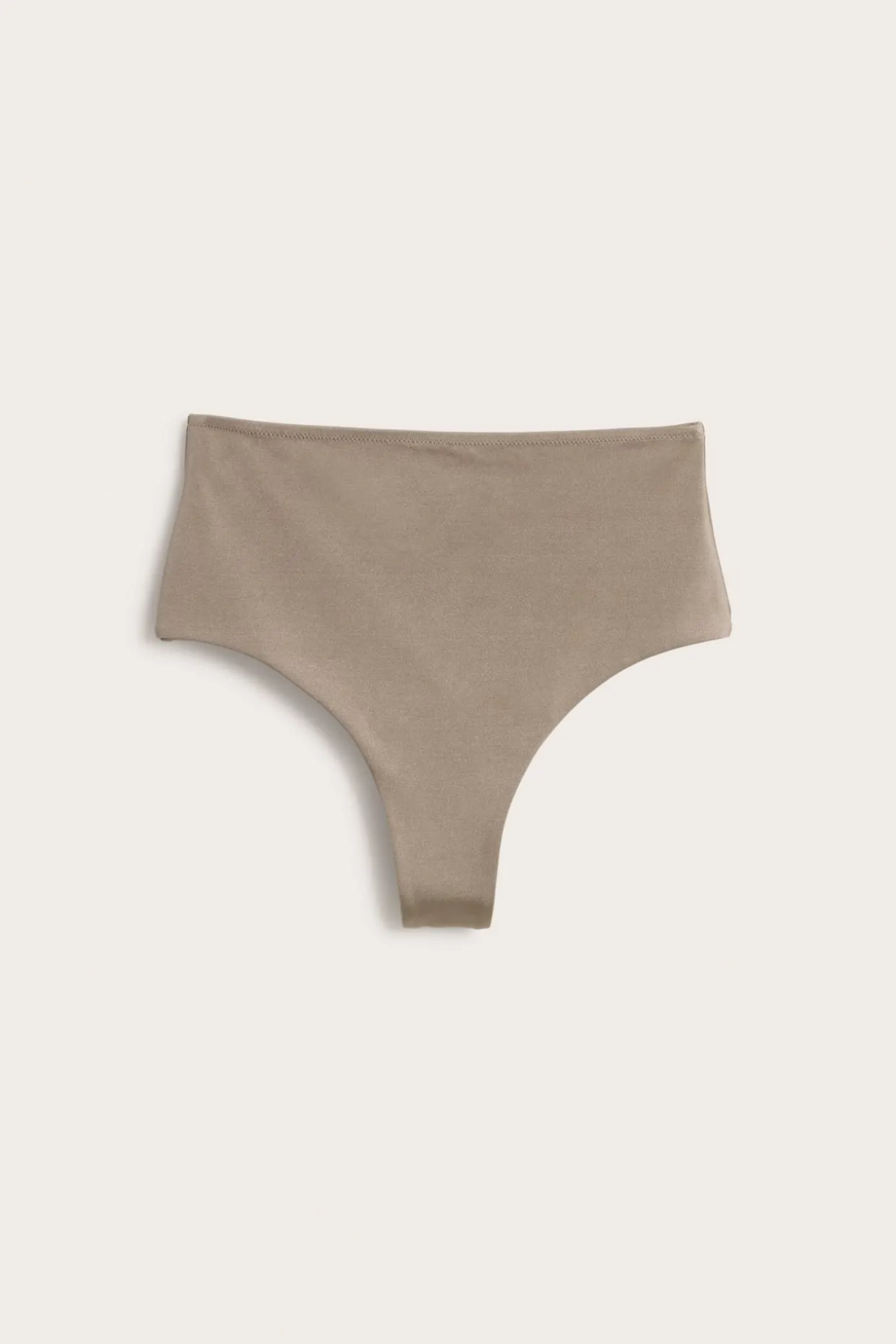 Bikinitrosor
