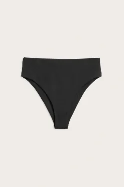 Bikinitrosor med hög midja