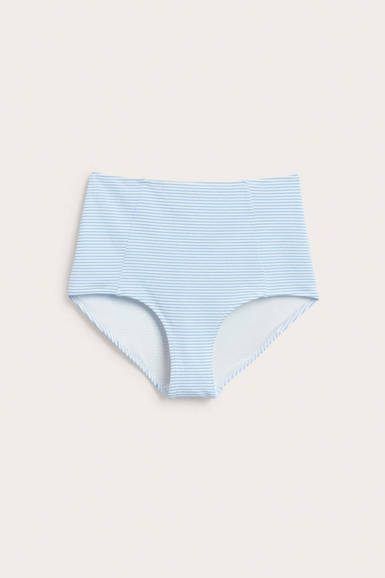 Bikinitrosor med hög midja