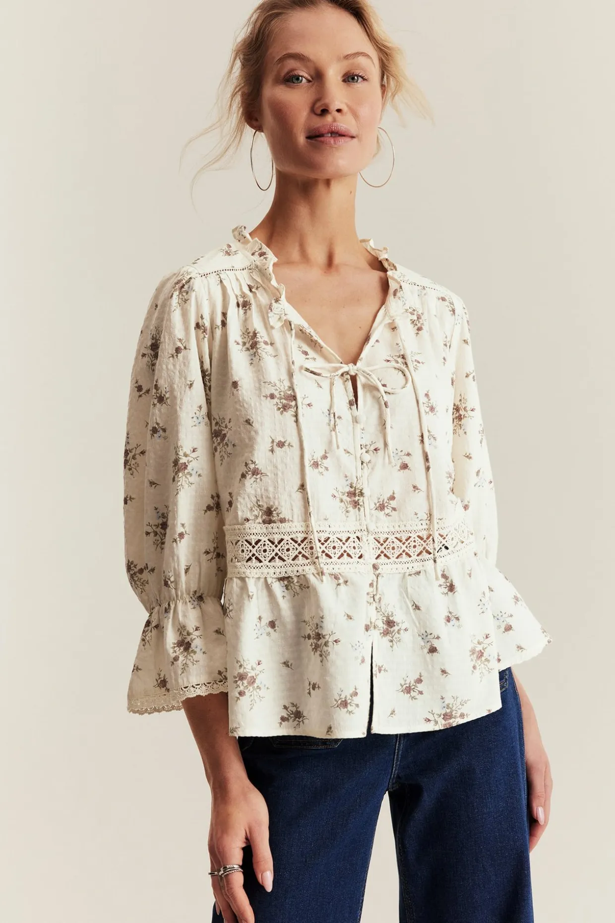 Blommig blus Newbie Woman