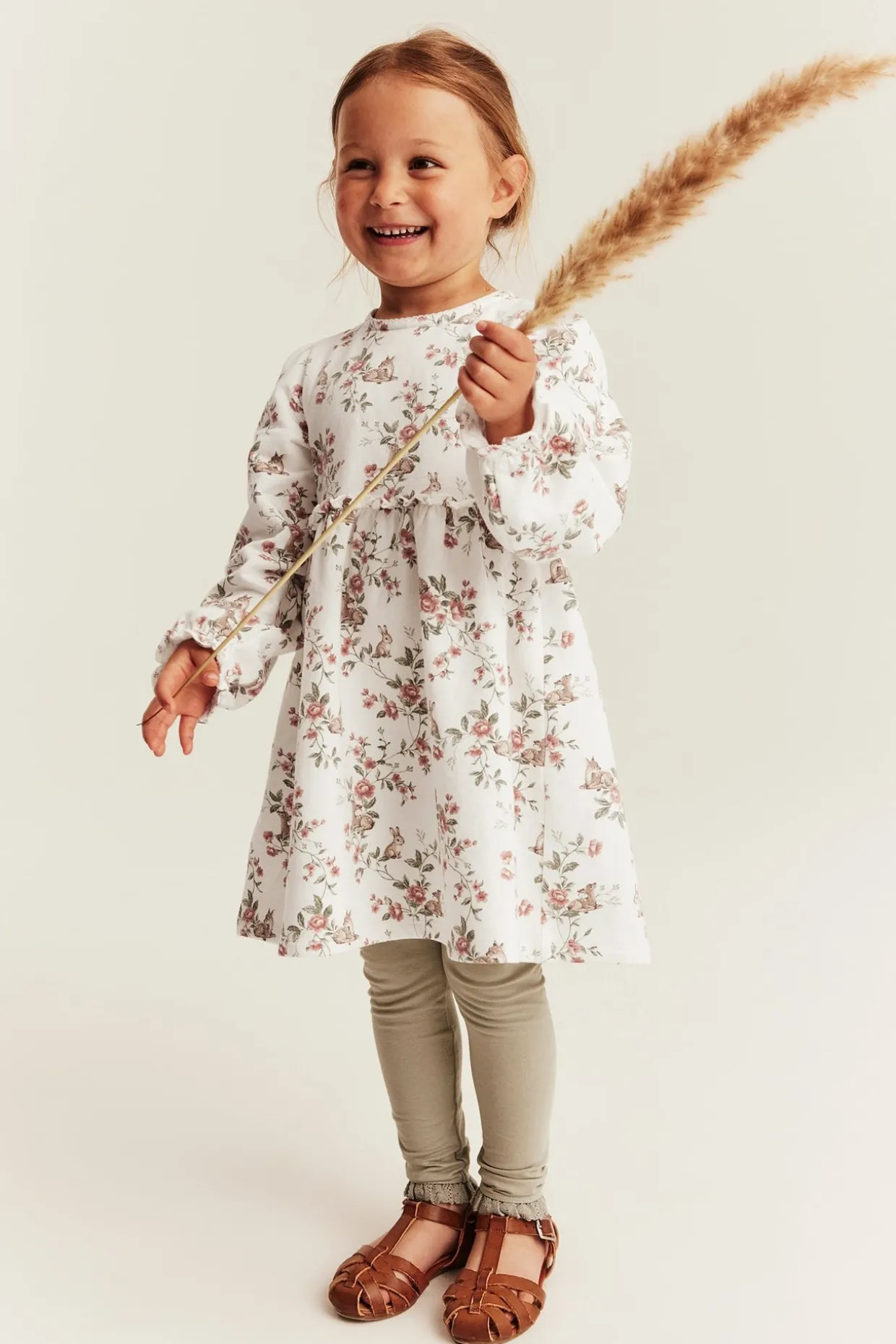 Blommig jerseyklänning