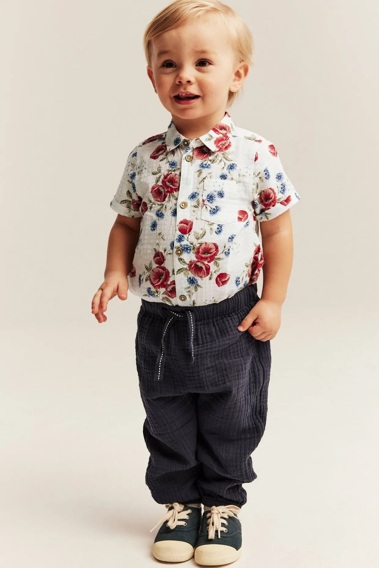 Blommig kortärmad skjortbody