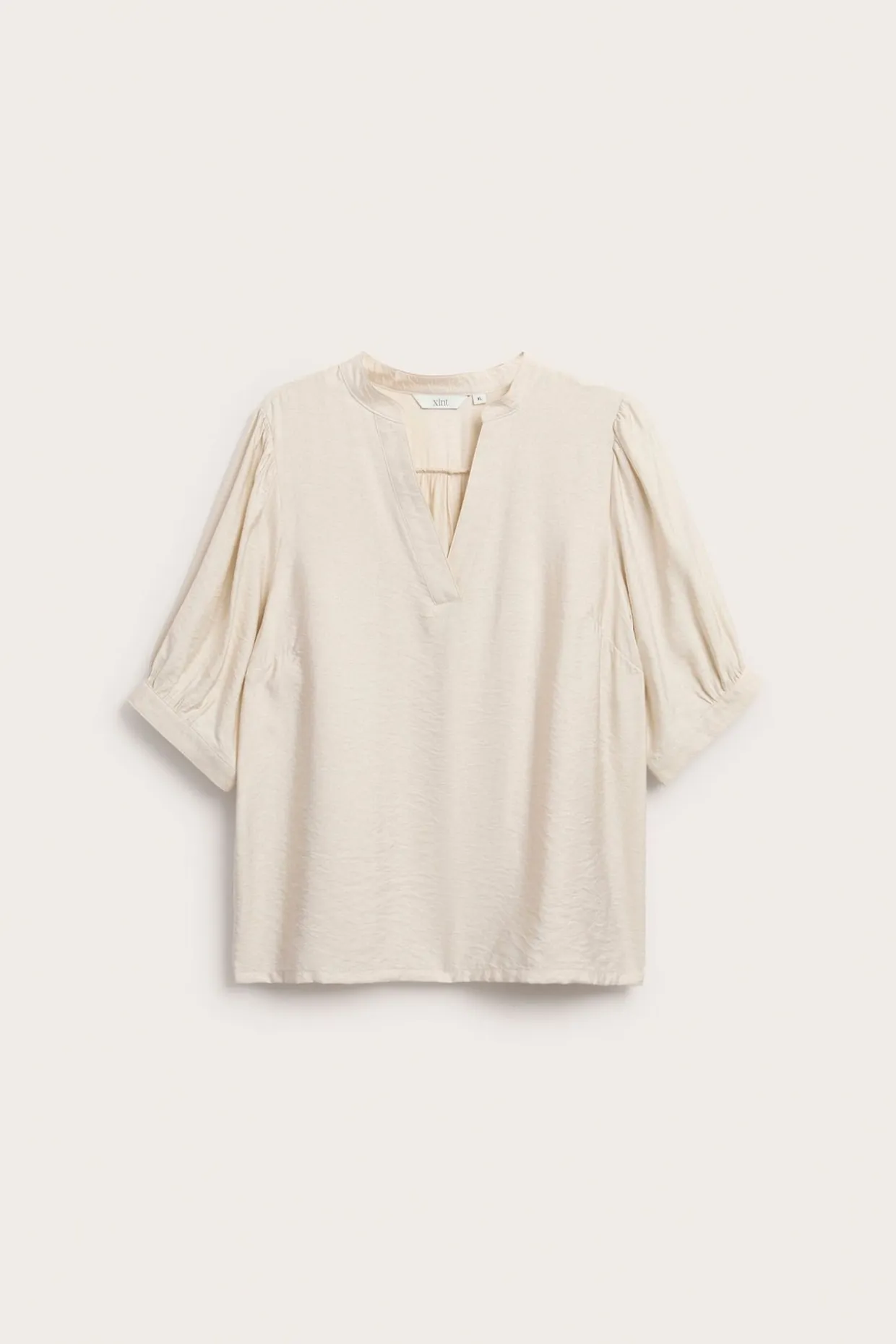 Blus med puffärm