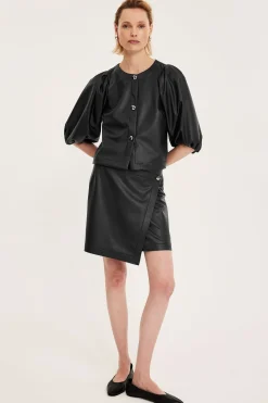Blus med puffärmar
