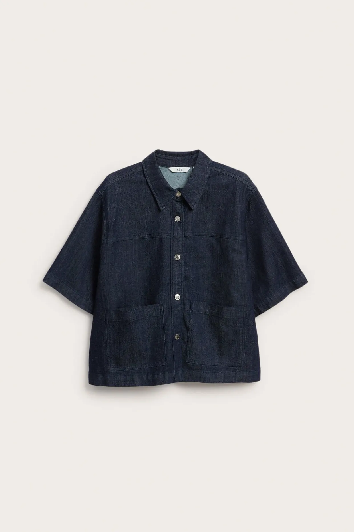 Boxig jeansskjorta med fickor