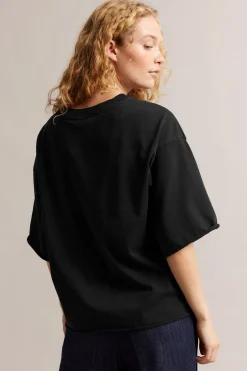 Boxig t-shirt med rullade kanter