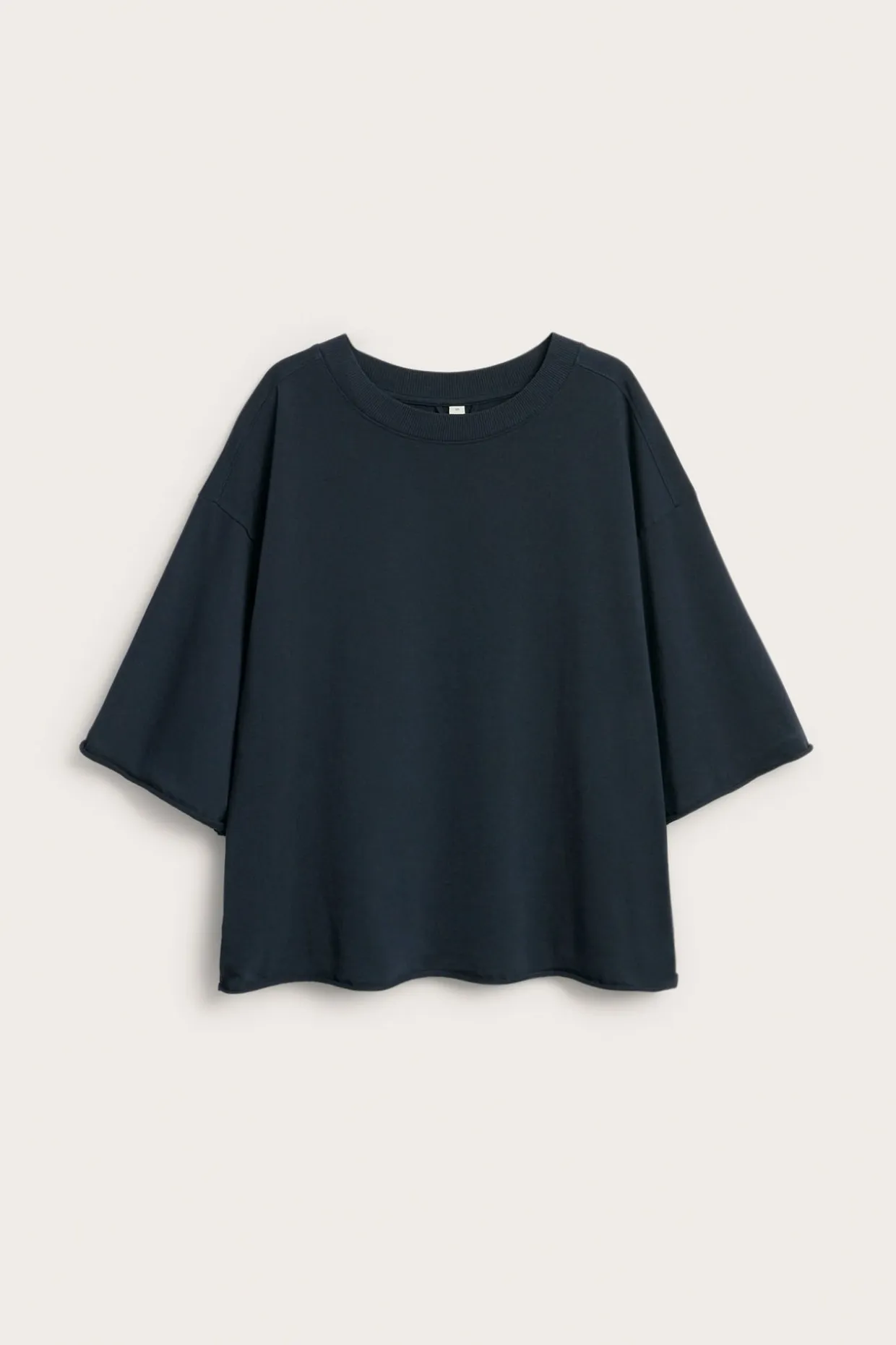 Boxig t-shirt med rullade kanter