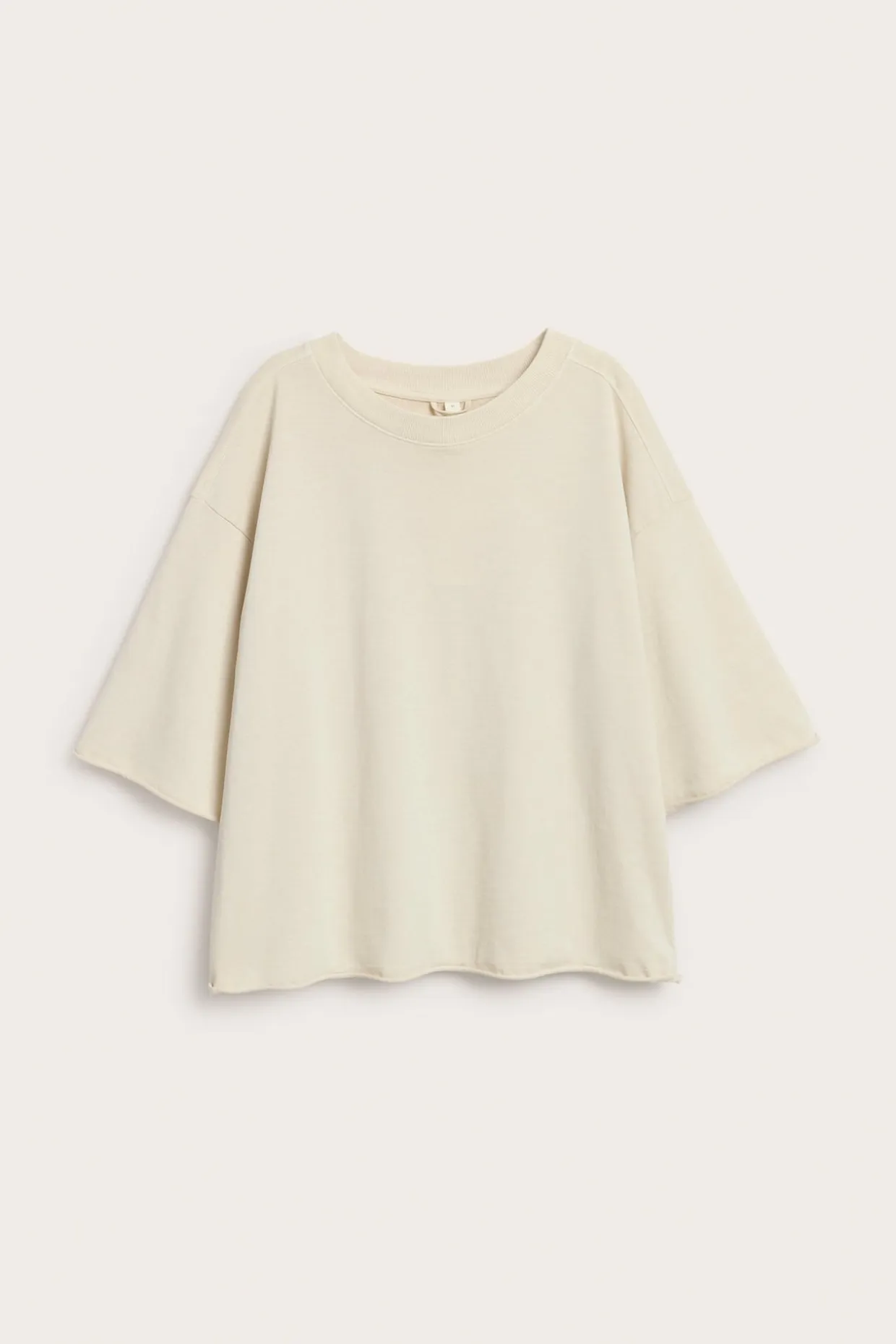 Boxig t-shirt med rullade kanter