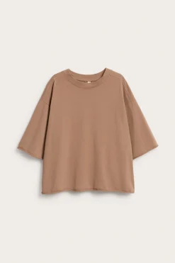 Boxig t-shirt med rullade kanter