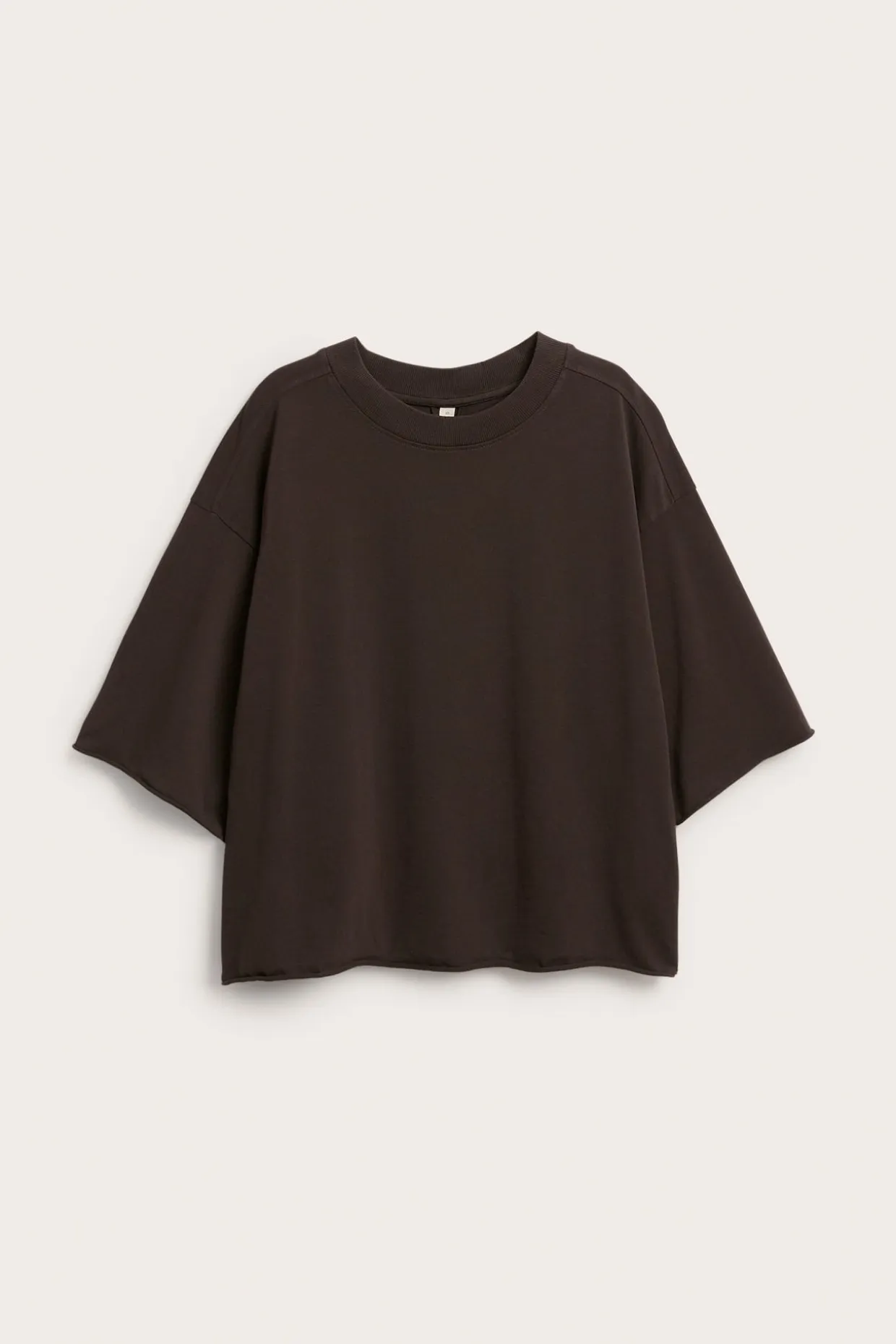 Boxig t-shirt med rullade kanter