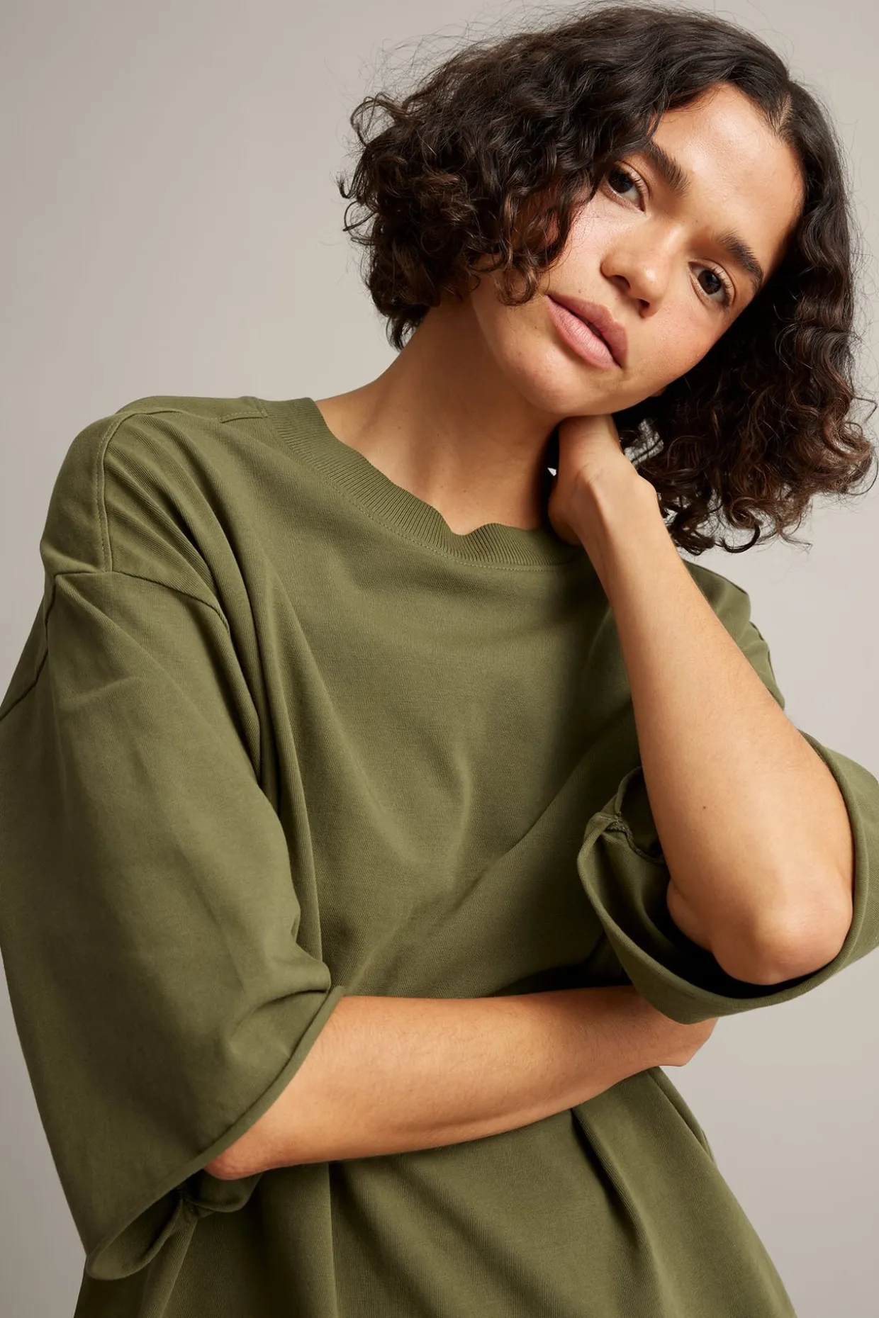 Boxig t-shirt med rullade kanter
