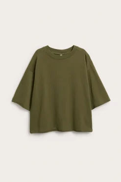 Boxig t-shirt med rullade kanter