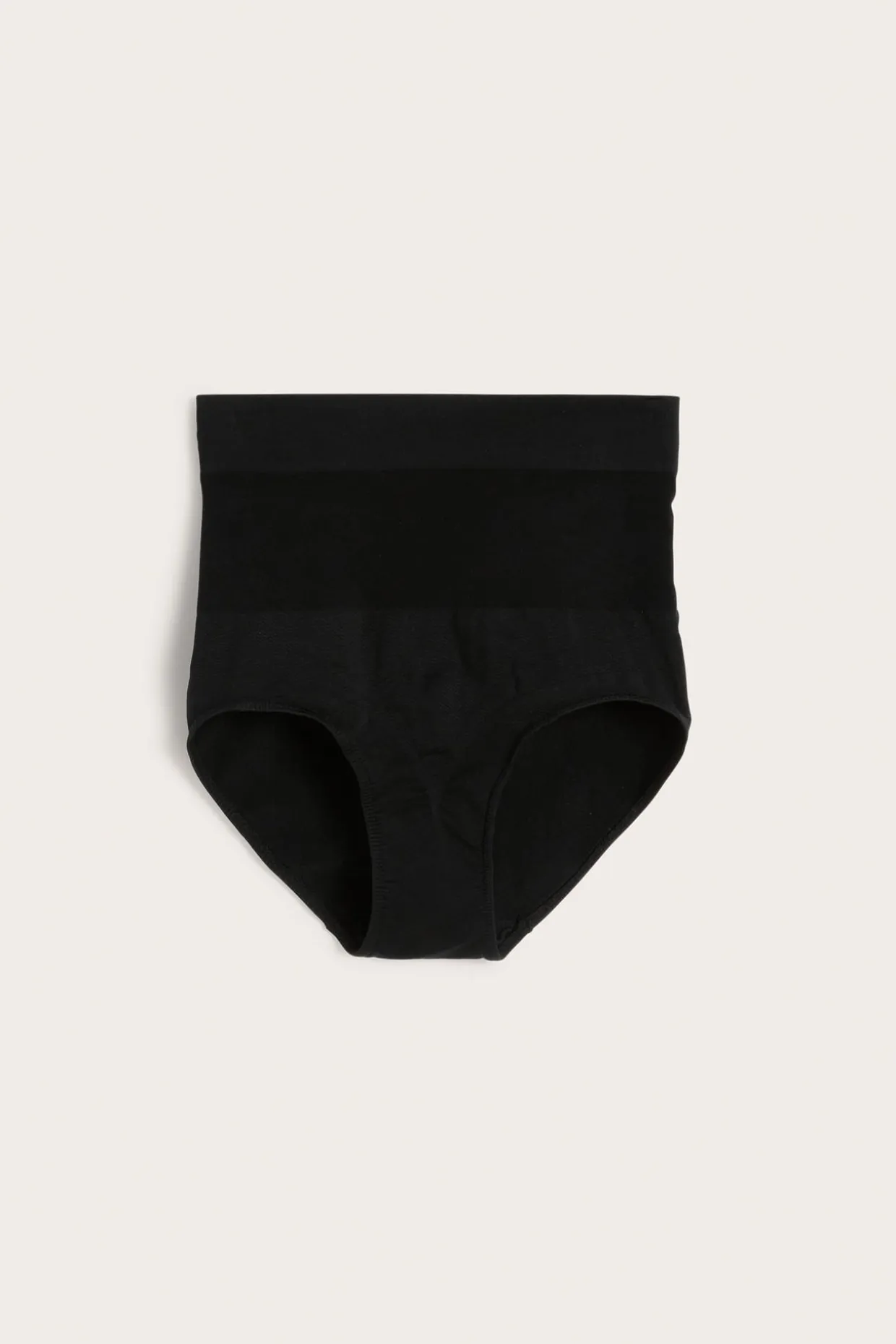 Brieftrosa seamless medium shape