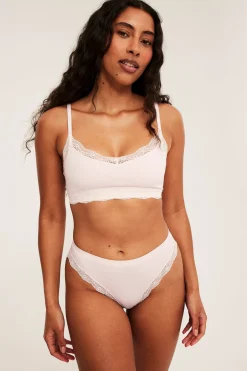 Brieftrosa seamless med spets