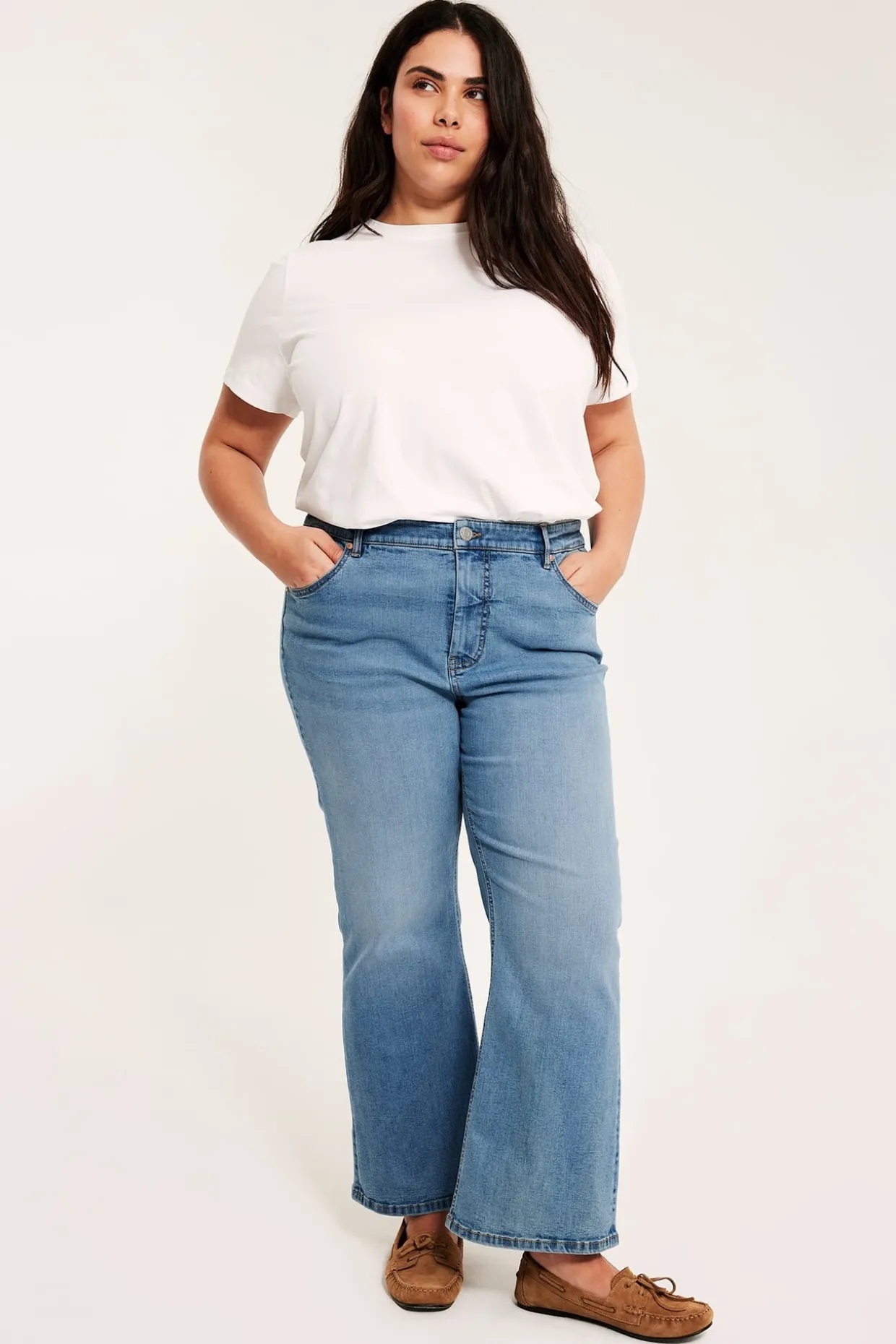 Cropped flare jeans high waist