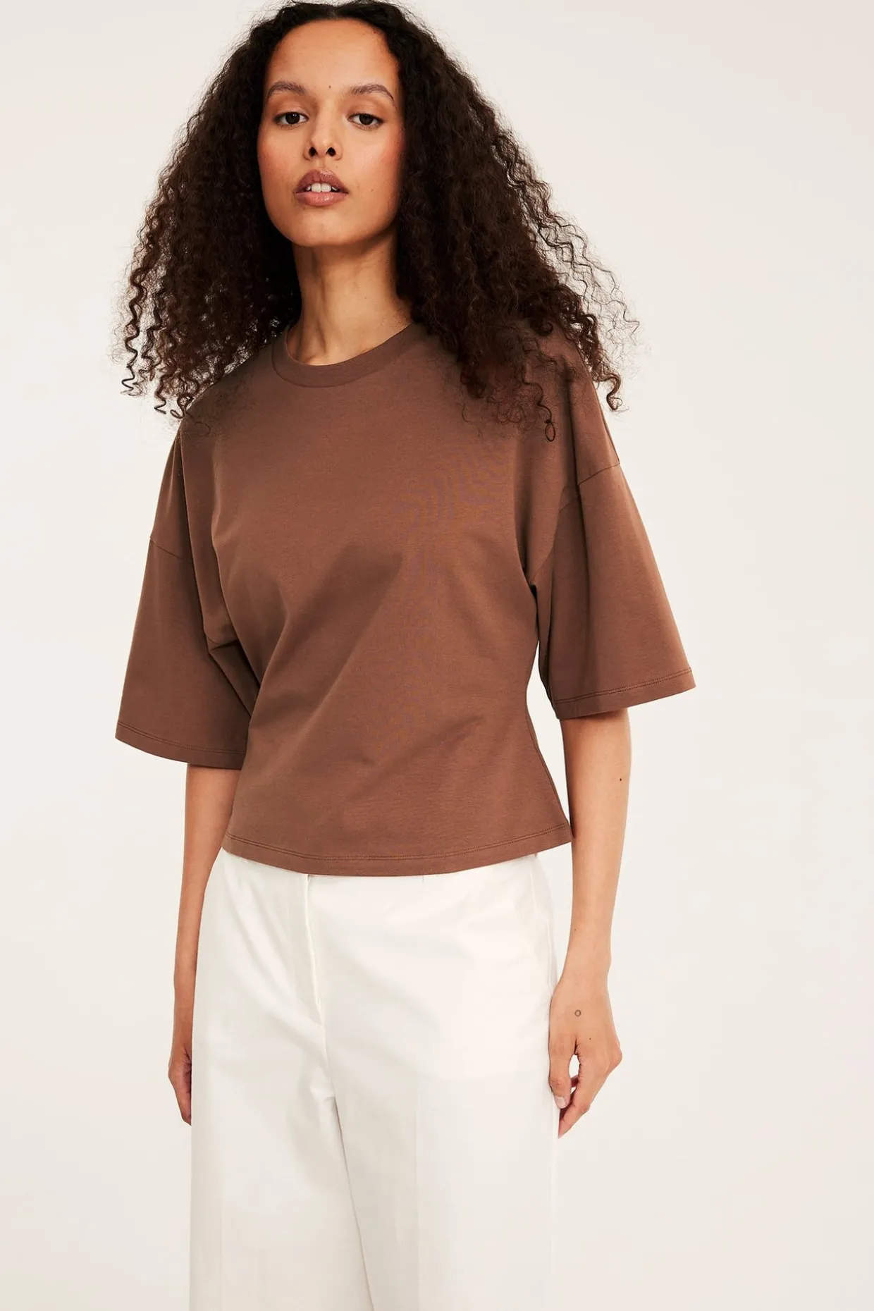 Figurnära t‑shirt