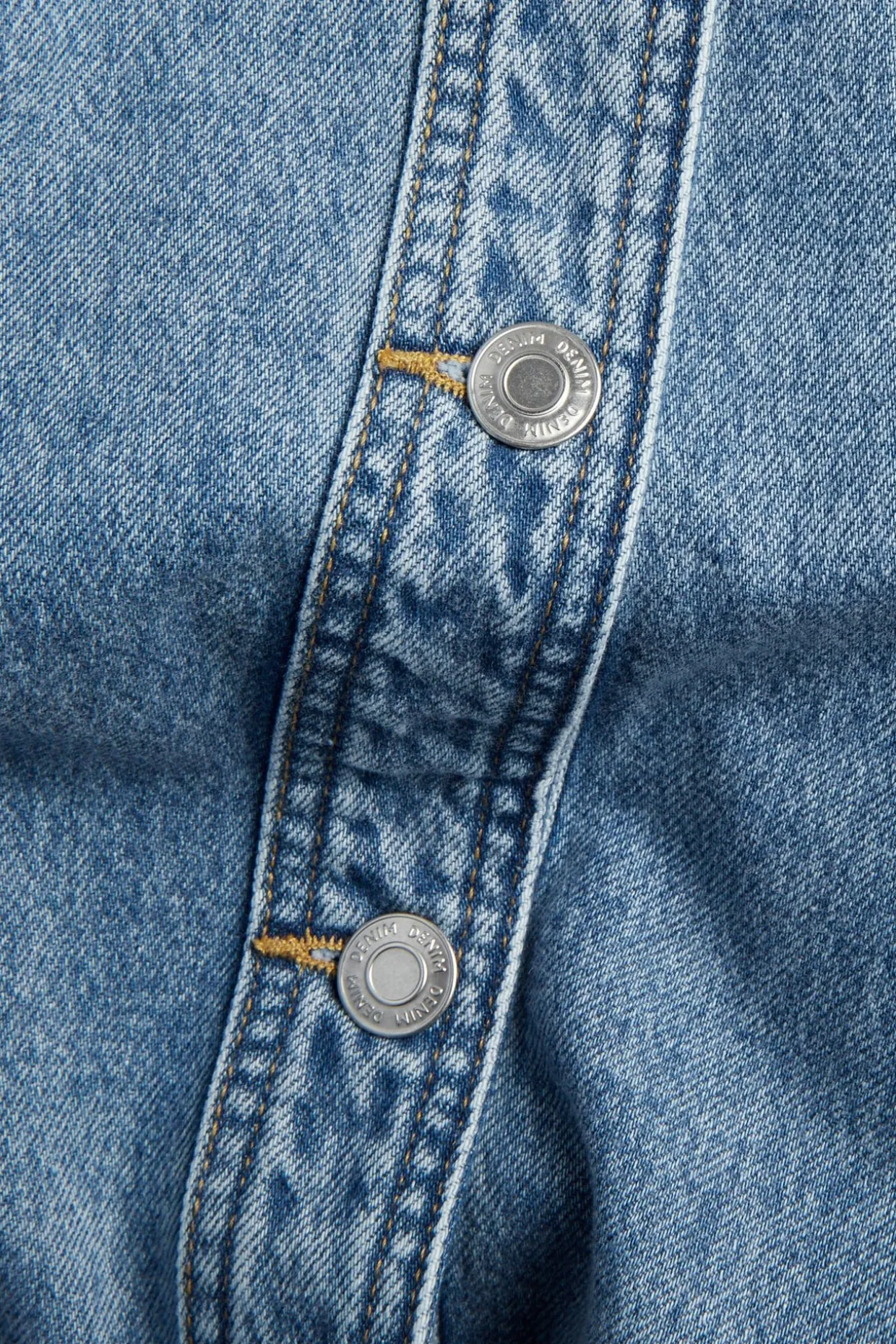 Jeansjacka med bälte