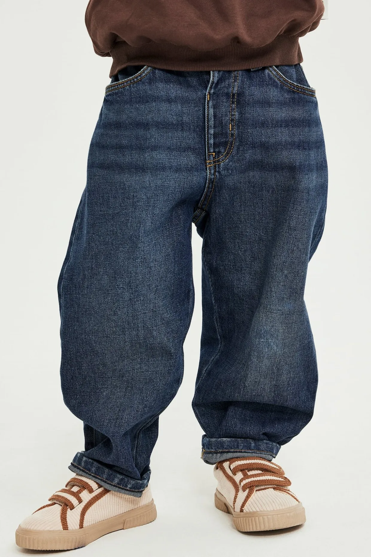 Jeans med barrel fit