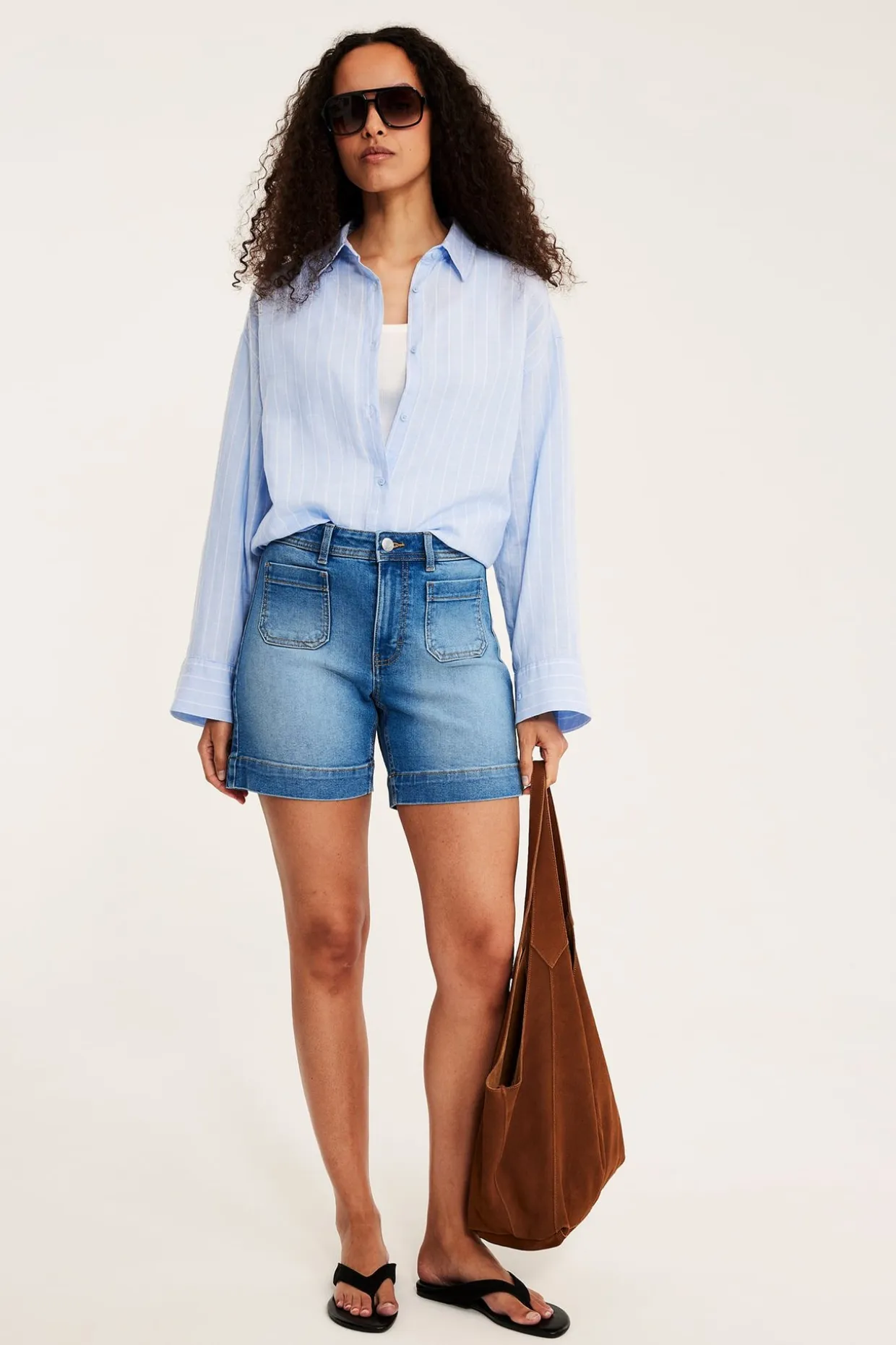 Jeansshorts med fickor