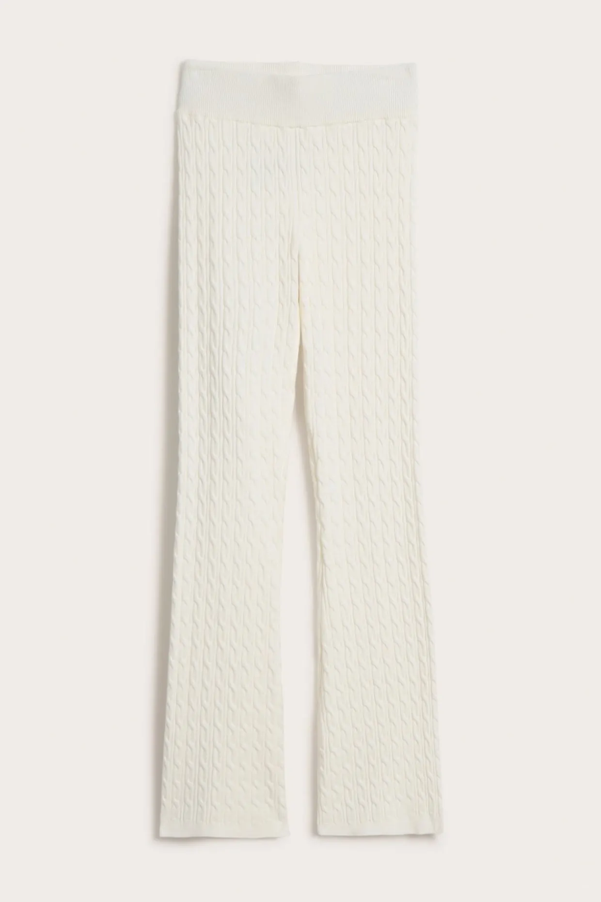 Kabelstickade byxor