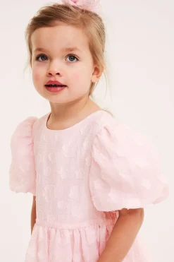 Klänning i organza med puffärm