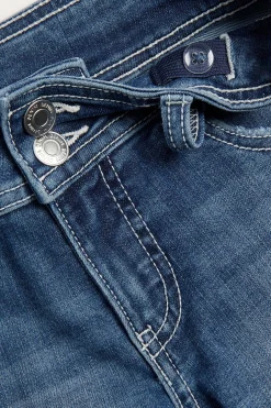 Korta jeansshorts med låg midja