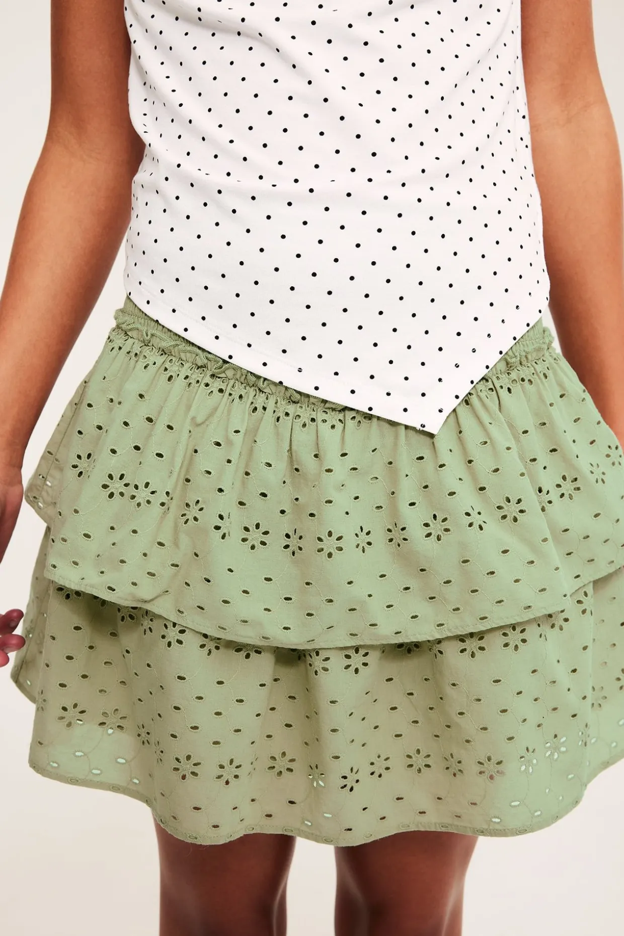 Kort kjol broderie anglaise