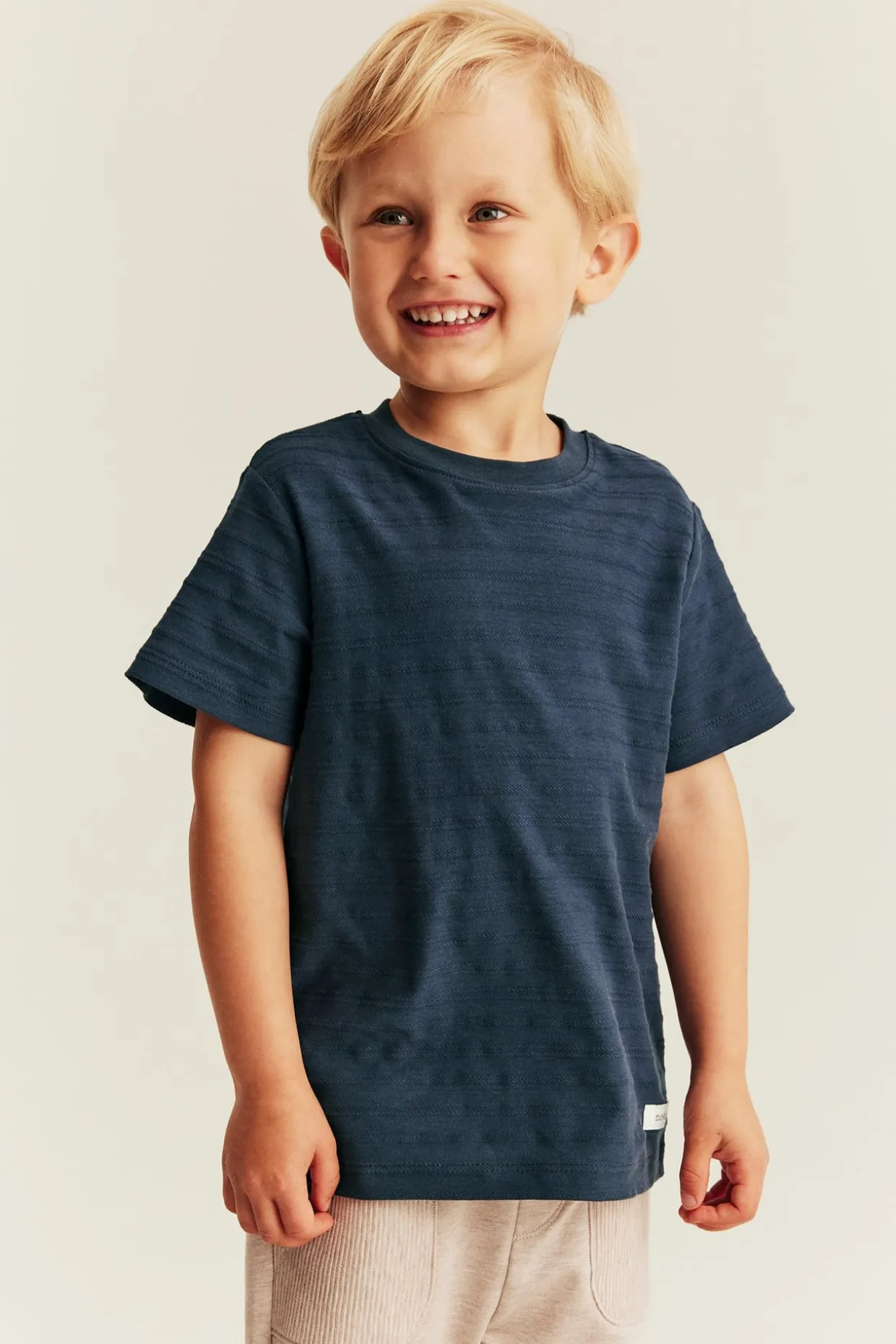 Kortärmad t-shirt med struktur
