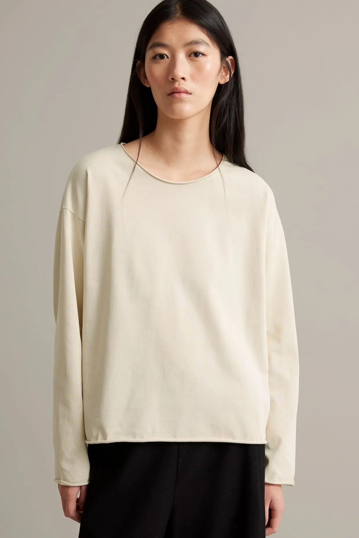 Långärmad t-shirt med rullade kanter