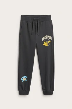Mjukisbyxor med Pokémon-motiv