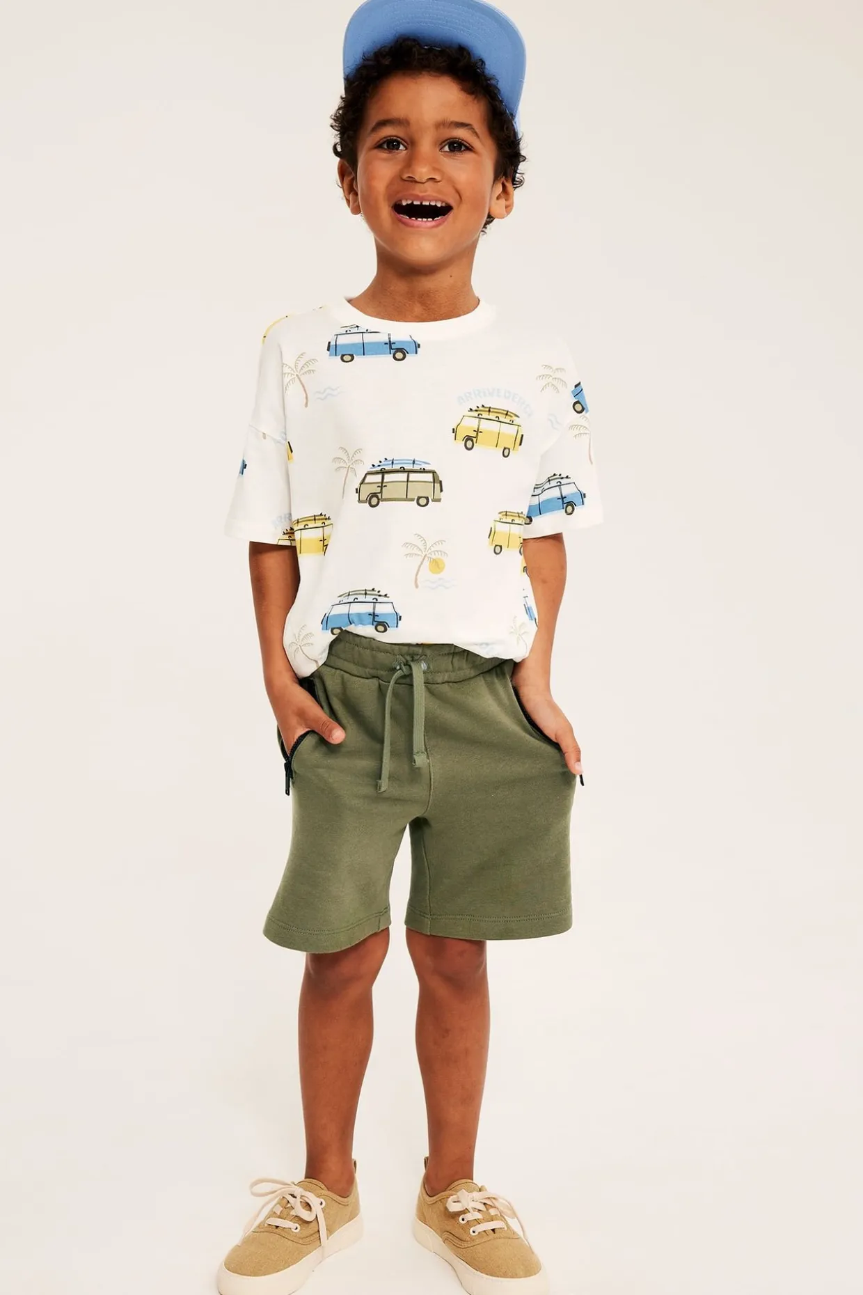 Mjukisshorts med fickor