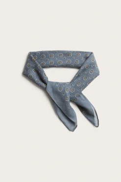 Mönstrad scarf i tunn bomull