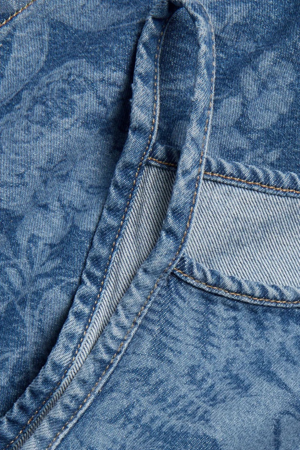 Mönstrat linne i denim