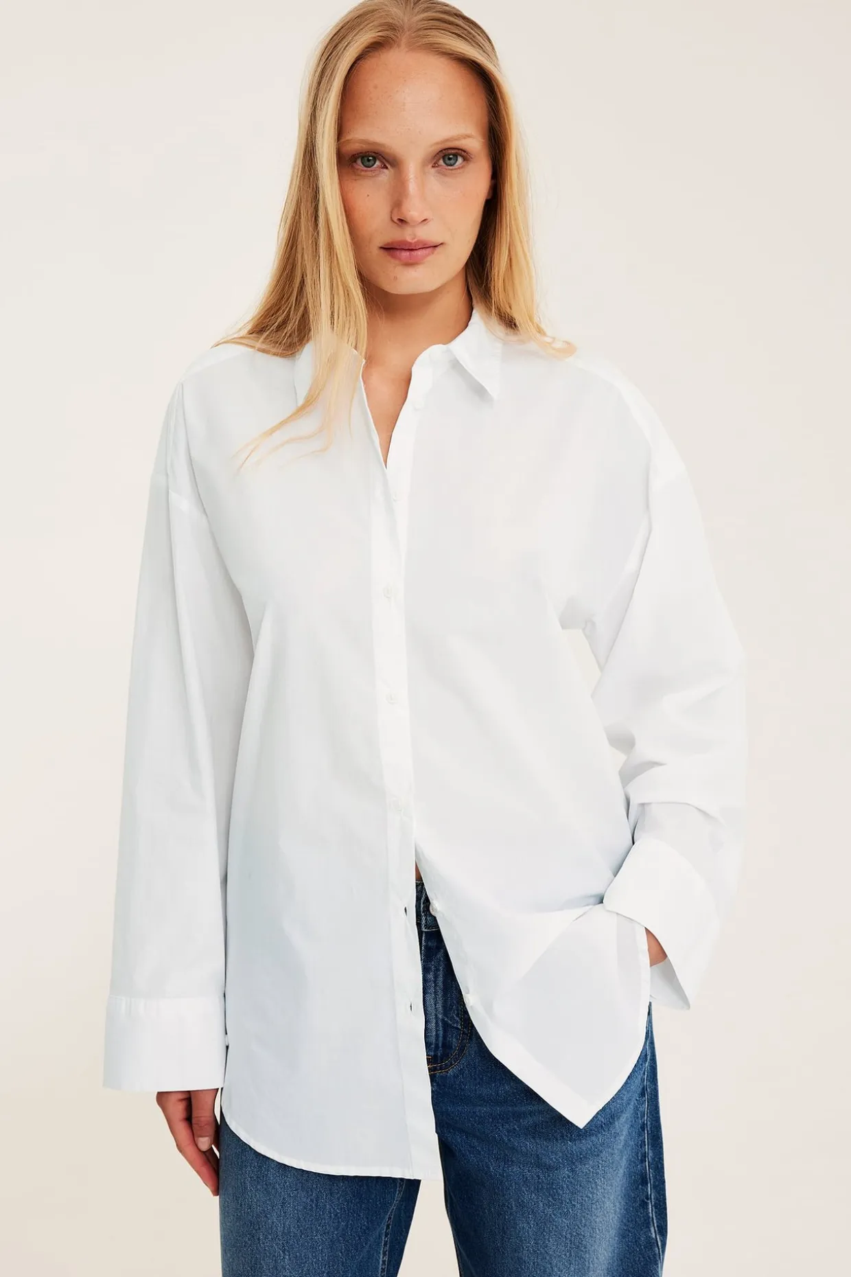 Oversized poplinskjorta