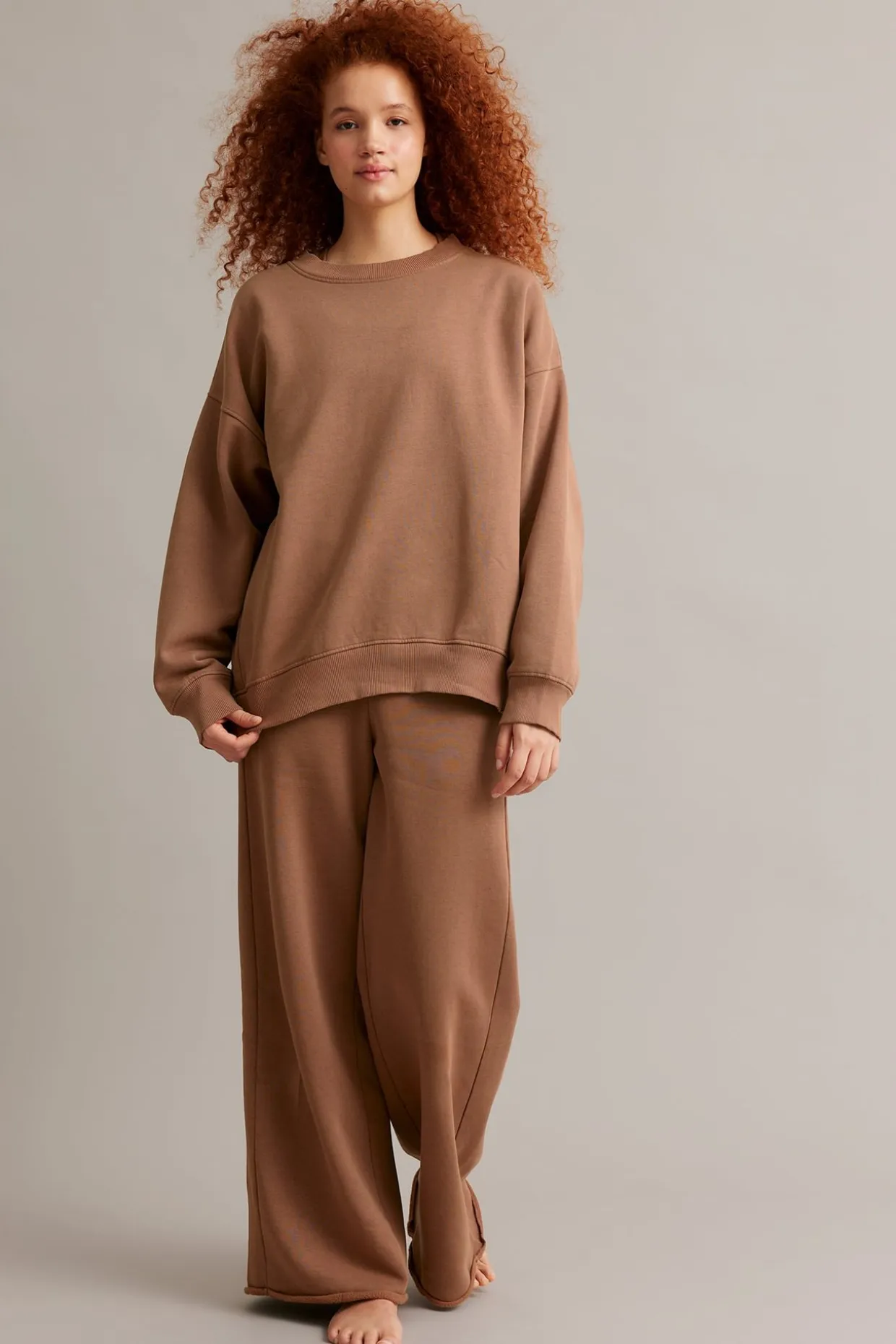 Oversized sweatshirt