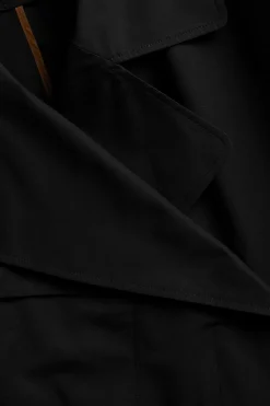 Oversized trenchcoat