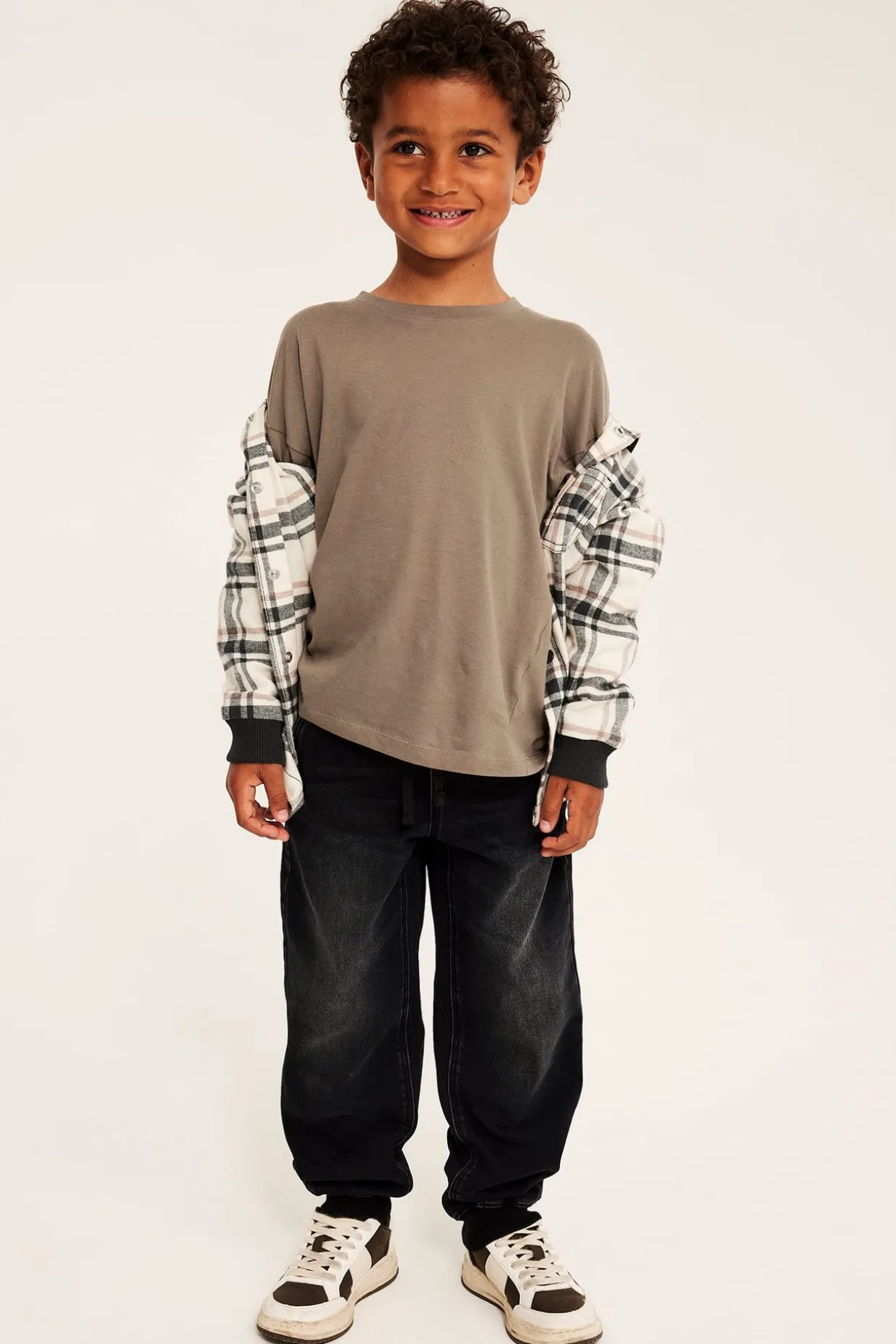 Oversize långärmad t-shirt i bomullstrikå