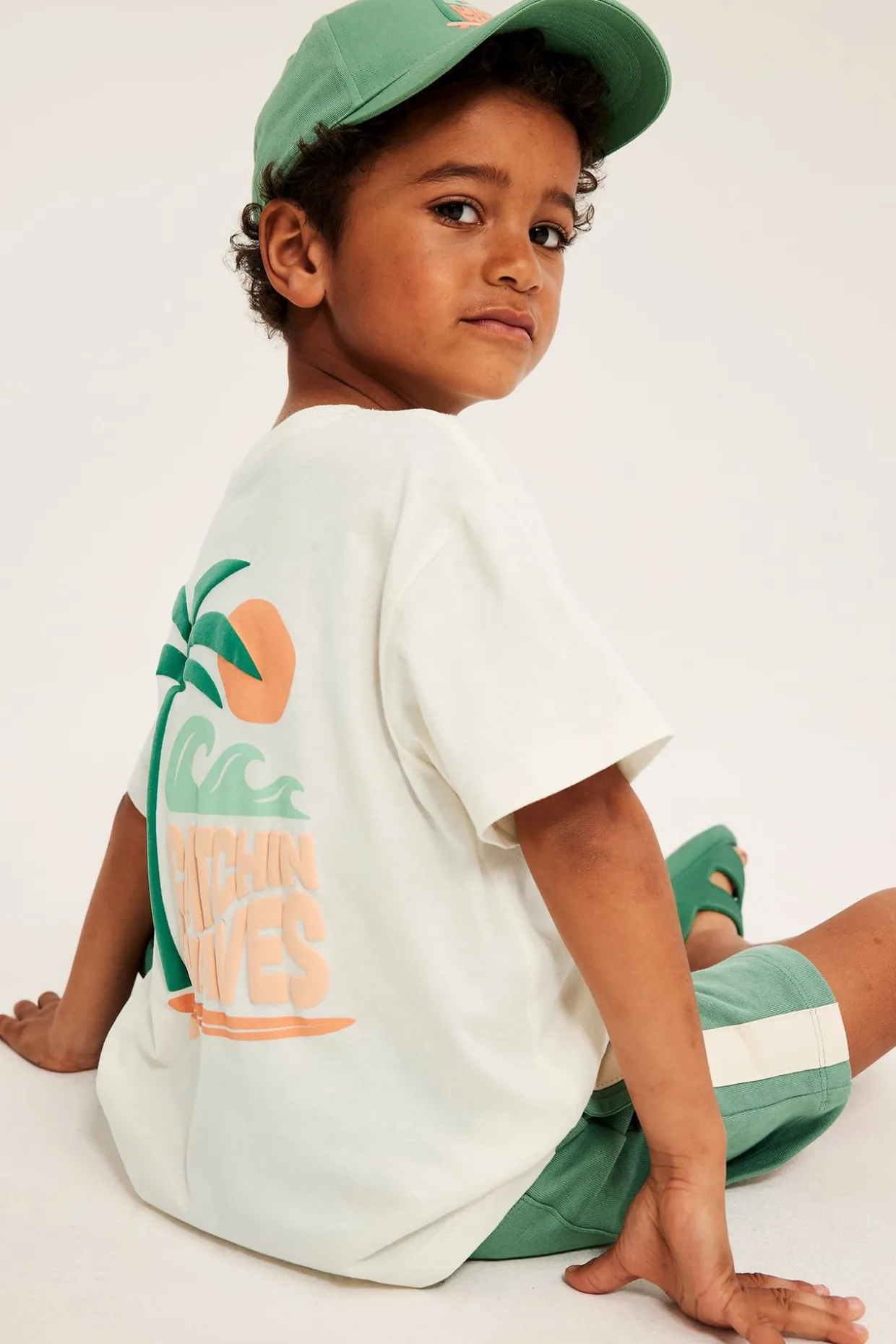 Oversize t-shirt med strandmotiv