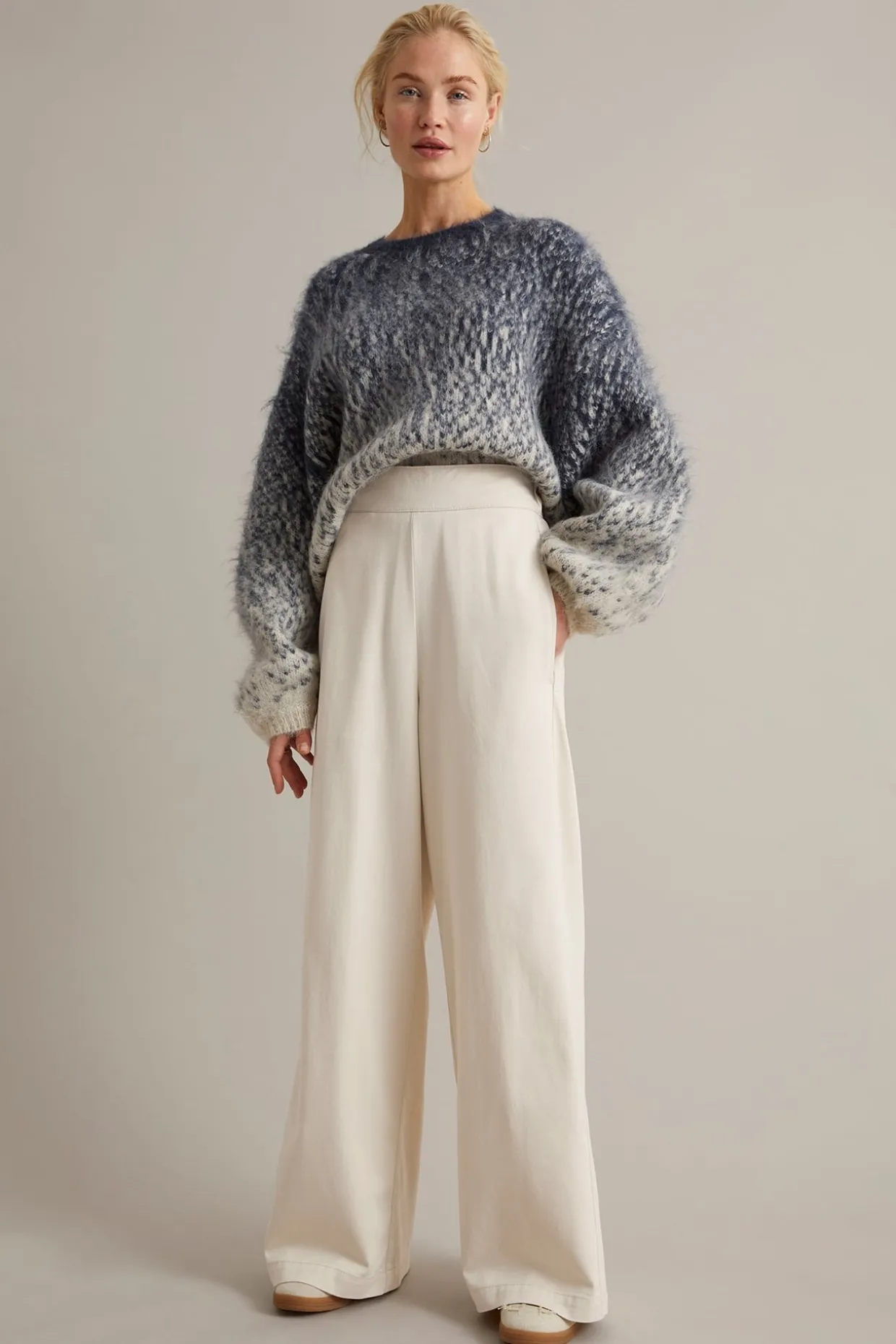 Pull-on byxor wide fit