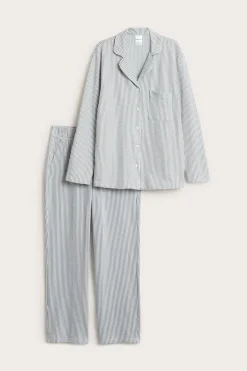 Pyjamas i bäckebölja